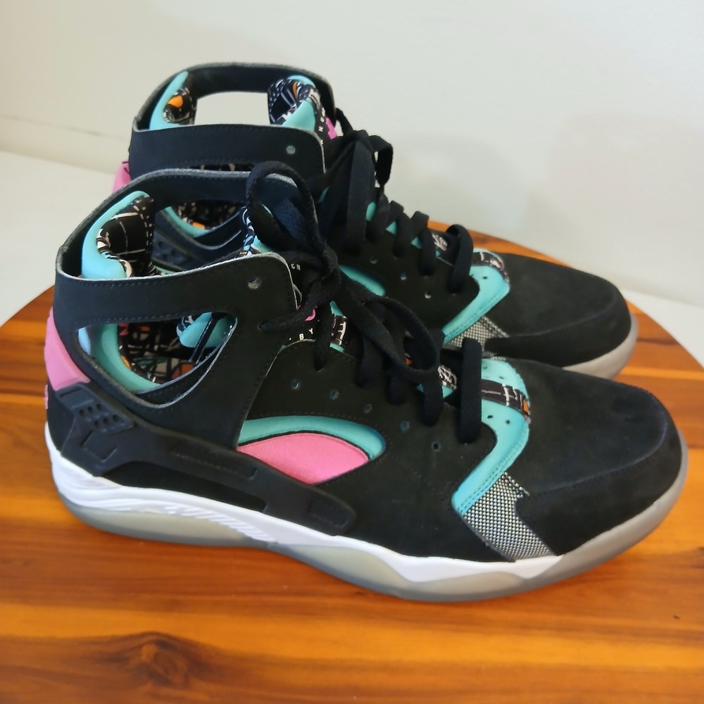 Nike Air Flight Huarache Men 11 Black South Beach Shoes Sneakers 705005-003 View 3